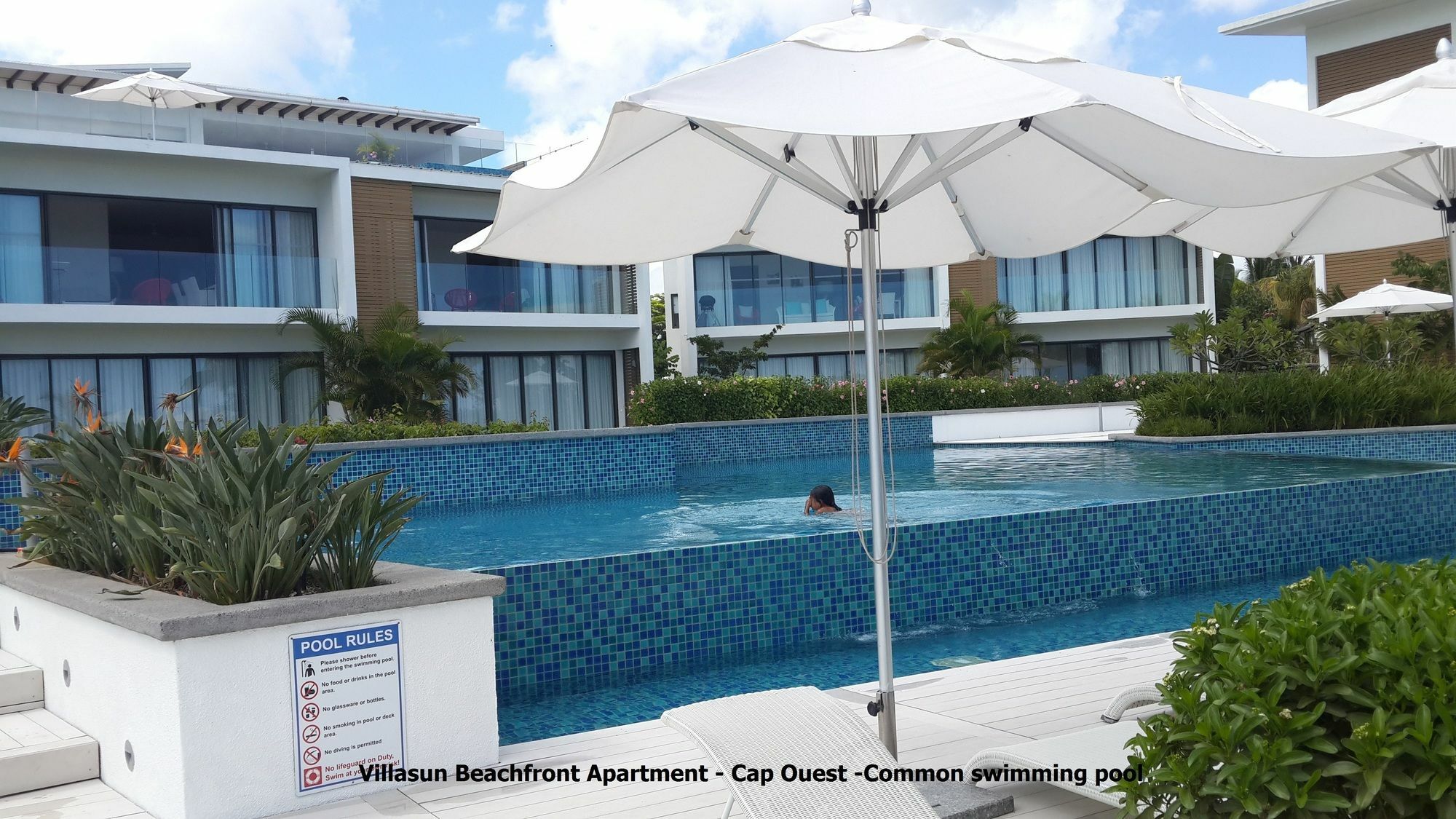 Villasun Seafront Apart At Capouest Flic en Flac ภายนอก รูปภาพ